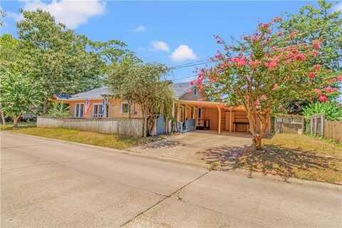 301 PERCY Street, Natchitoches, LA 71457