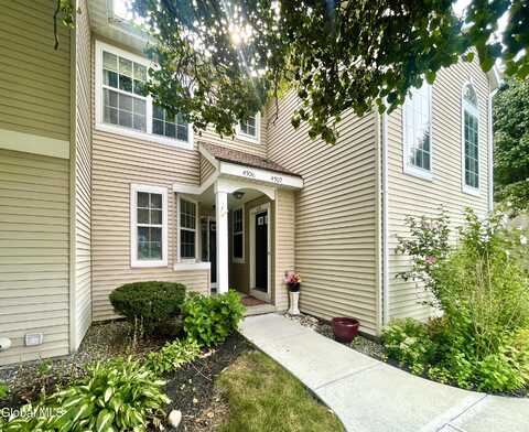 4306 S Foxwood Drive, Clifton Park, NY 12065