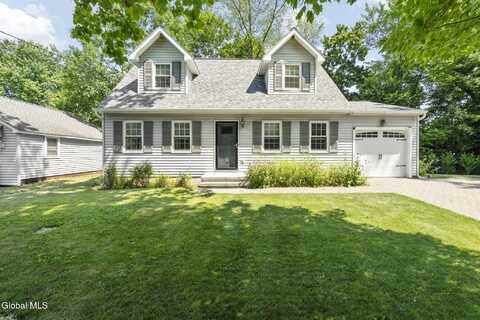 19 Schuster Road, Guilderland, NY 12303