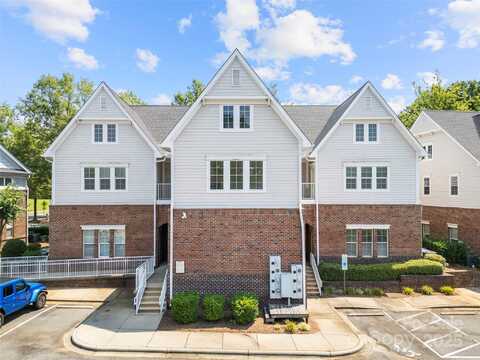 575 Davidson Gateway Drive unit: 200, Davidson, NC 28036