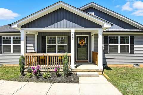 620 13th Street SW, Hickory, NC 28602