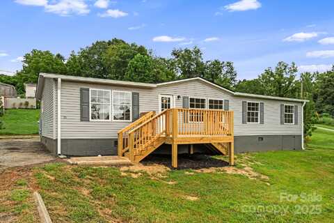 21 Toms Road, Candler, NC 28715