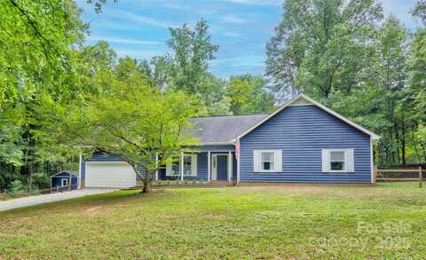 8913 Gosnell Drive, Charlotte, NC 28227