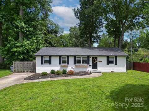 3725 Sudbury Road, Charlotte, NC 28205