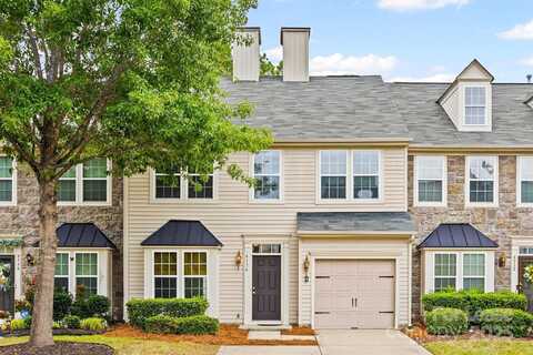 9736 Springholm Drive, Charlotte, NC 28278