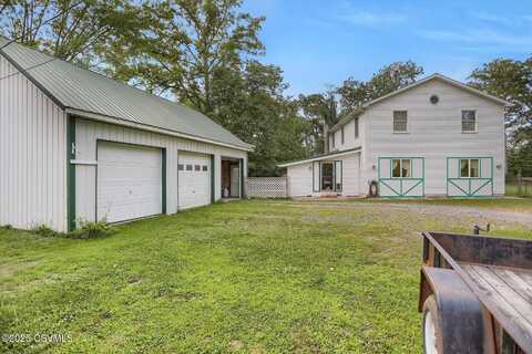 169 NO GO Lane, Middleburg, PA 17842