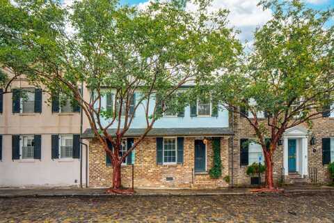 34 N Adgers Wharf, Charleston, SC 29401