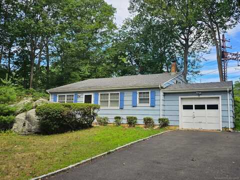 18 Harriet Lane, Darien, CT 06820
