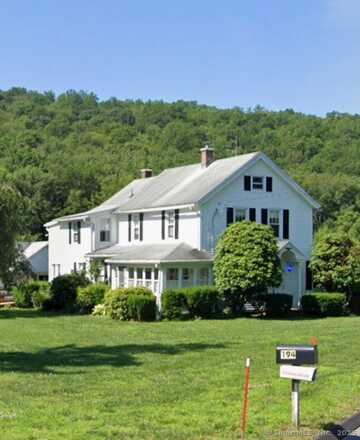 194 Beacon Valley Road, Beacon Falls, CT 06403