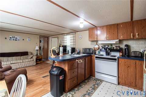 151 Ford Trail, Bracey, VA 23919