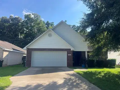 2602 Rosebush Road, Dothan, AL 36303