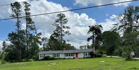 1206 Walker St., Douglas, GA 31553