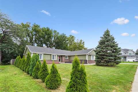 3921 48th Street, Des Moines, IA 50310