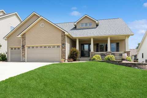 6805 Aubrey Court, Johnston, IA 50131