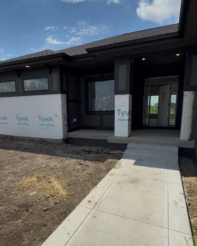 3794 NW 183rd Street, Clive, IA 50325
