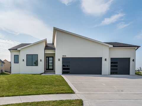 855 NW Frescott Circle, Waukee, IA 50263