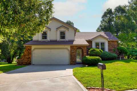 3805 Melanie Circle, Urbandale, IA 50322