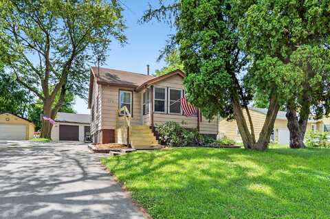 5612 SW 2nd Street, Des Moines, IA 50315