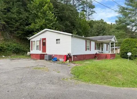 1039 Right Fork Bull Creek, Prestonsburg, KY 41653