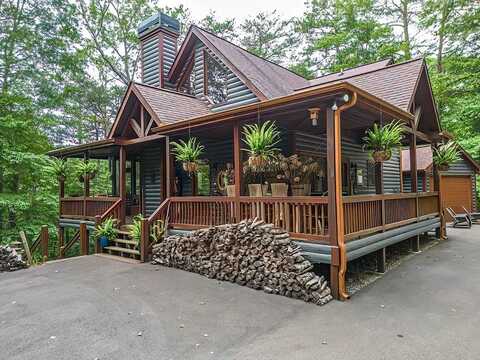 35 Leatherwood Mountain Road, Cherry Log, GA 30522
