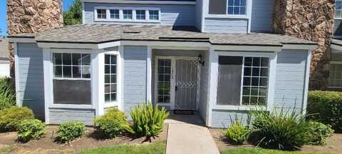 1412 Plymouth Rock Way, Clovis, CA 93612