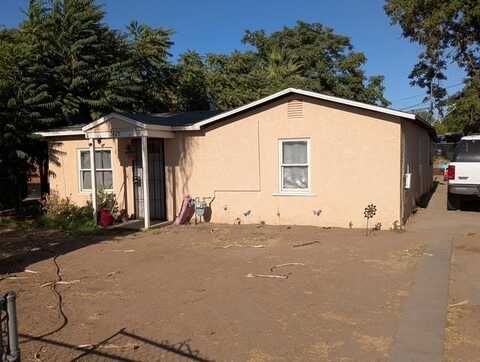 2429 10Th Street S, Fresno, CA 93725