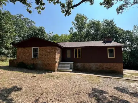 2404 N Gray ST, Pocola, OK 74902