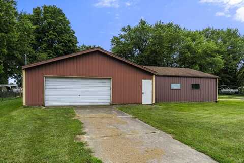 93 W Lakeside Drive, North Manchester, IN 46962