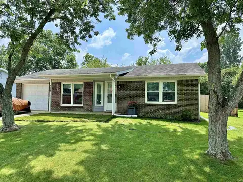 307 Fairfax Court, Garrett, IN 46738