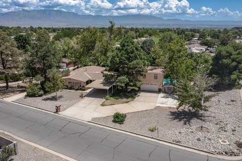 5208 SIMON Drive NW, Albuquerque, NM 87114