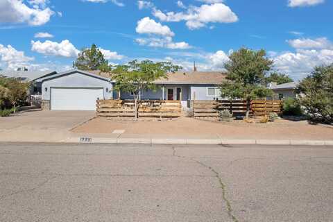 1213 VALENCIA Drive NE, Albuquerque, NM 87110