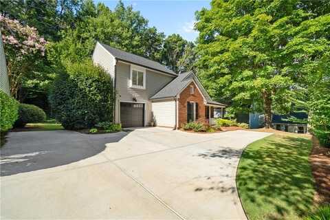 409 Roswell Green Lane, Roswell, GA 30075
