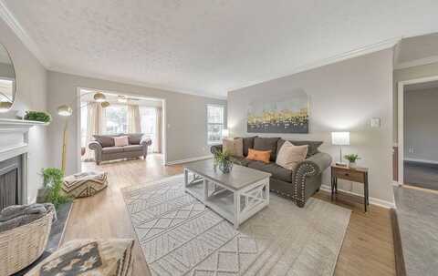 906 Augusta Drive SE, Marietta, GA 30067