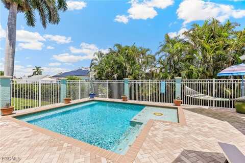 17593 Moorfield Drive, Fort Myers, FL 33908