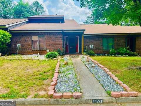 1520 STONELEIGH, Stone Mountain, GA 30088