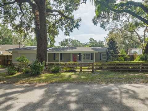 204 Fourth Ave, Saint Simons Island, GA 31522