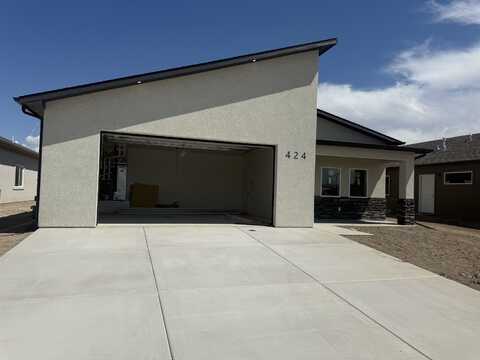 424 Steven Creek Street, Grand Junction, CO 81504