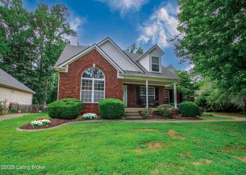 512 Valley College Dr, Louisville, KY 40272
