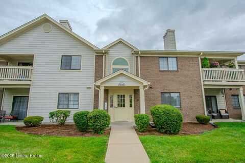 8500 Ambrosse Ln, Louisville, KY 40299