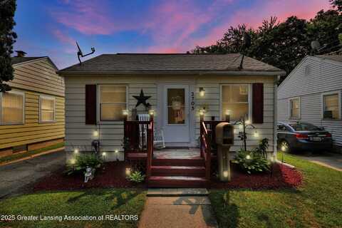 2705 Marion Avenue, Lansing, MI 48910