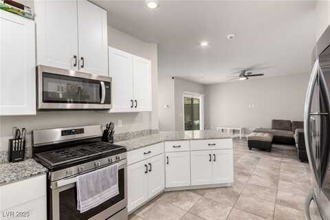 7457 Onyx Star Street, North Las Vegas, NV 89084