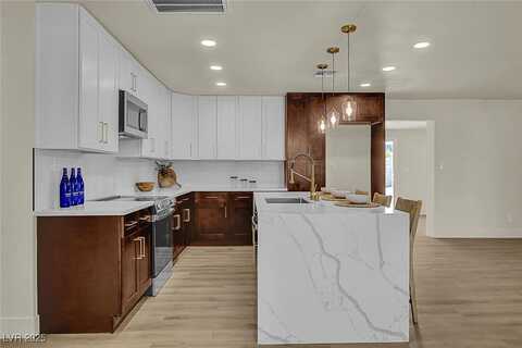 629 Hause Avenue, North Las Vegas, NV 89030
