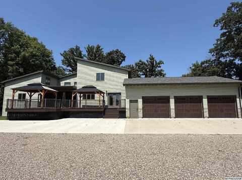 15367 300th Ct, MASON CITY, IA 50401