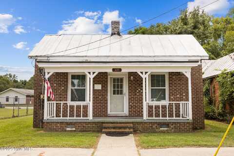 109 E South Street, Kinston, NC 28501