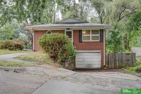 5640 Ruggles Street, Omaha, NE 68104