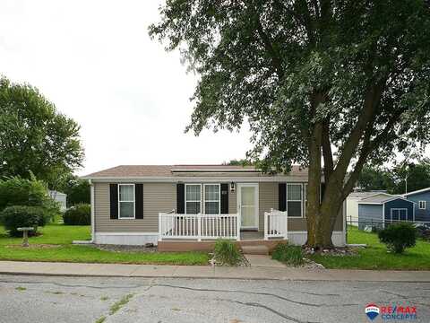 125 S 1st Street, Eagle, NE 68347