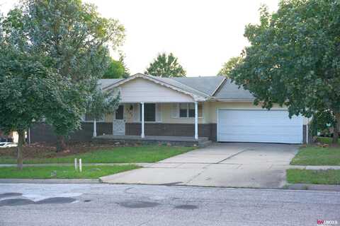 5341 Salt Valley View, Lincoln, NE 68512