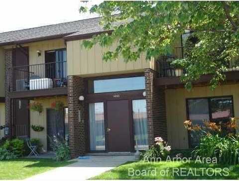 1493 Chateau Vert E, Ypsilanti, MI 48197