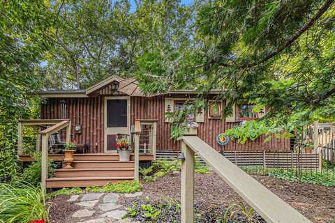 2728 Piney Ridge Road, Ludington, MI 49431