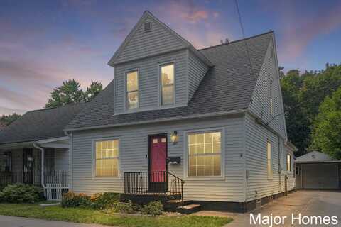 805 Lincoln Avenue NW, Grand Rapids, MI 49504